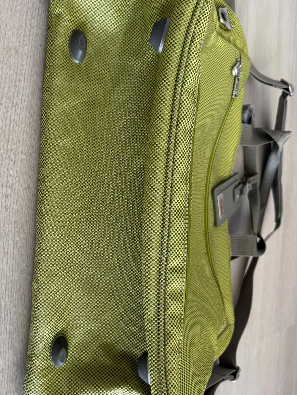 Tumi Ballistic Nylon Tote Bag with Shoulder Strap Kiwi Green